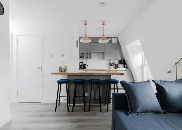 Wonderful Apartments Near Portobello Road